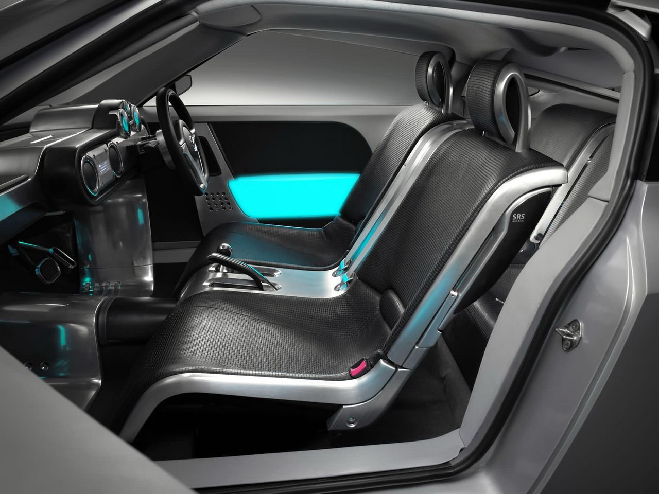 Mazda Kusabi Concept 2003 006.jpg